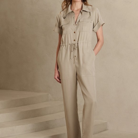 NWT Banana Republic Petite Utility Jumpsuit - Picture 1 of 4